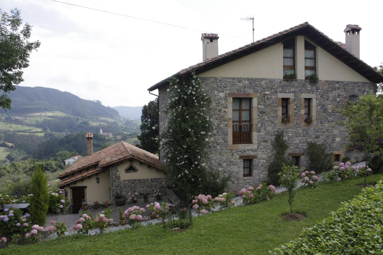 La Nozal De La Pena Villaviciosa (Asturias)